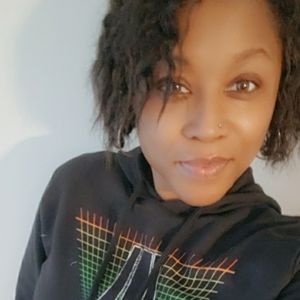 Meet your Posher, Danelle